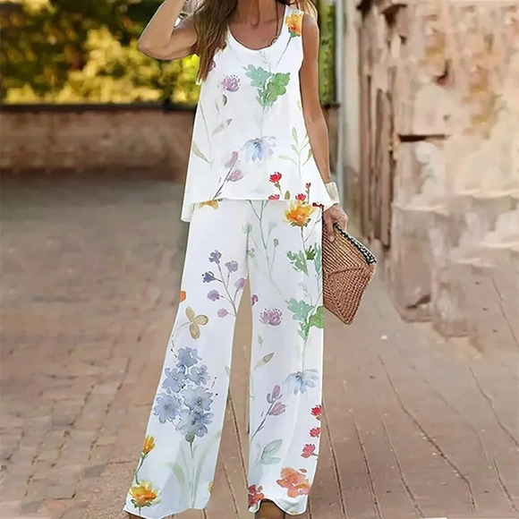 Vintage Tops - Vintage-BEAUTIFUL FLORAL  2 PIECE SET